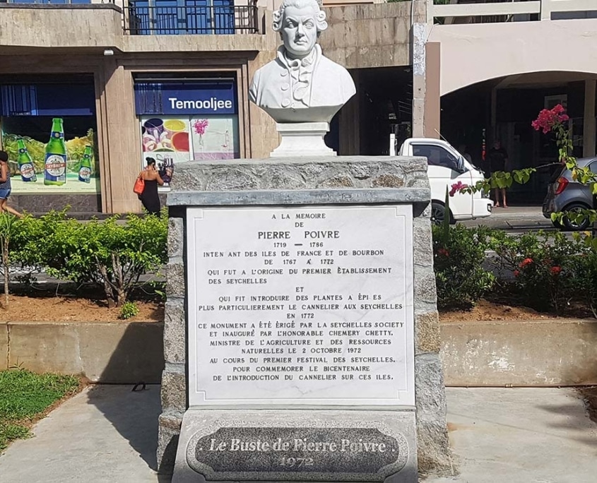 Pierre Poivre Statue