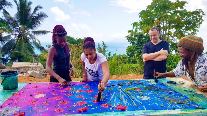Soul Flower Tour sunprint a Island TourSeychelles-szigetcsoporttal